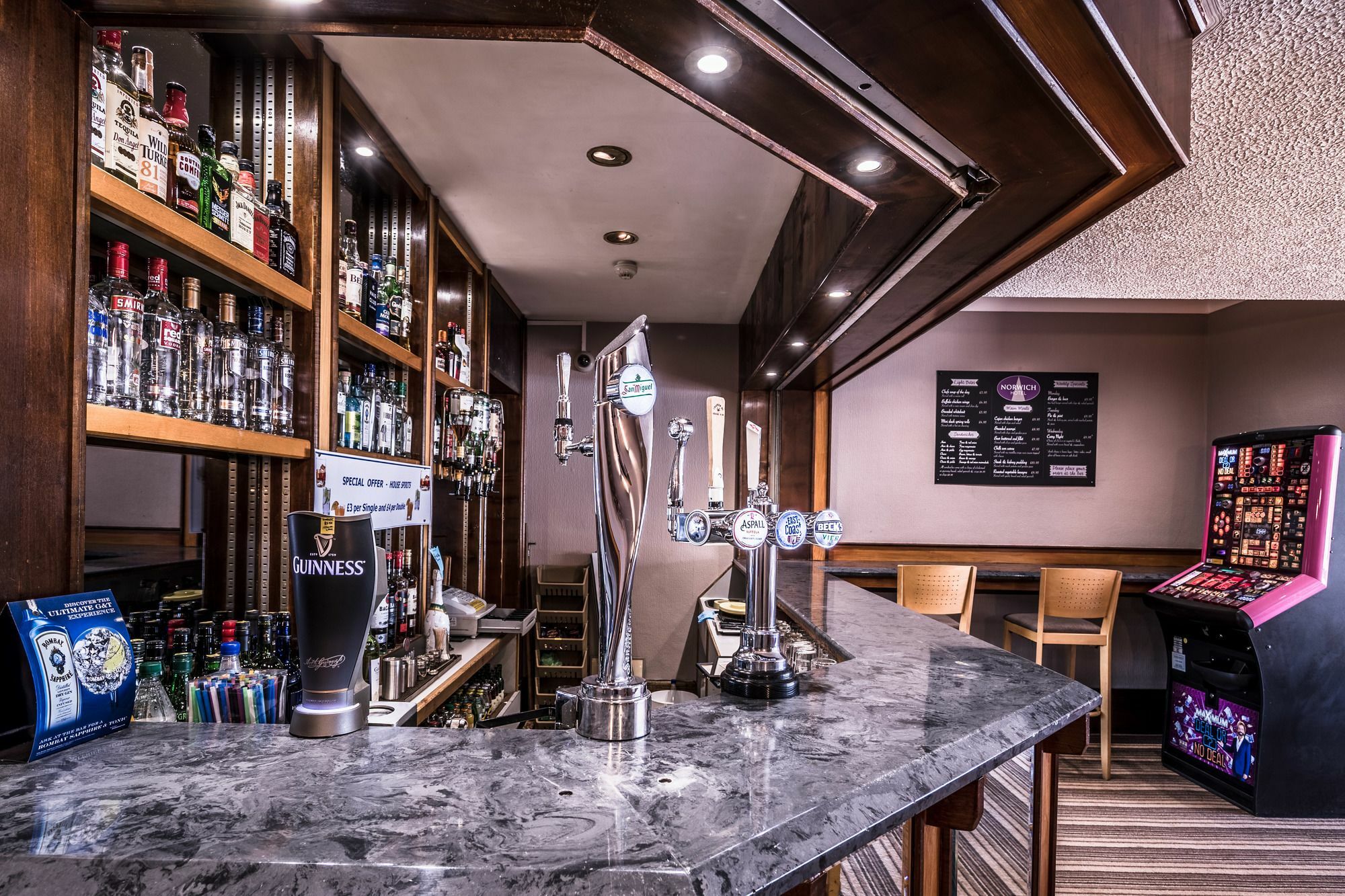 Norwich Hotel Dış mekan fotoğraf